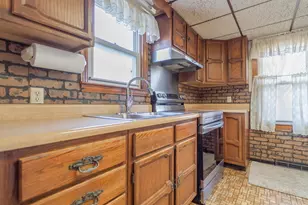 622 N Lafayette St, Griffith, IN 46319 - Photo 9