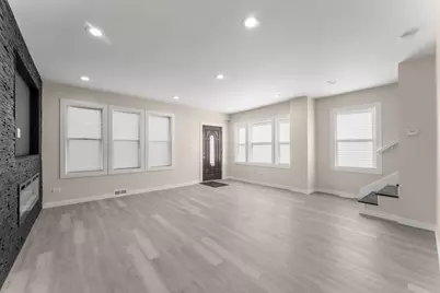 4750 Melville Avenue, East Chicago, IN 46312 - Photo 9