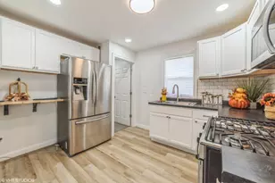 3940 Pierce St, Gary, IN 46408 - Photo 11