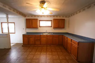 1606 Farrand Ave, La Porte, IN 46350 - Photo 5