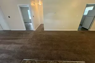 550 S Wayne St, Gary, IN 46403 - Photo 7