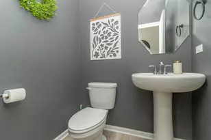 8366 Kannon Dr, Lowell, IN 46356 - Photo 9