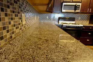 955 W 200 N, La Porte, IN 46350 - Photo 9