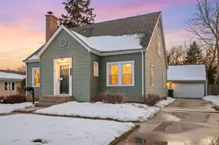 1612 Richards St, La Porte, IN 46350 - Photo 1