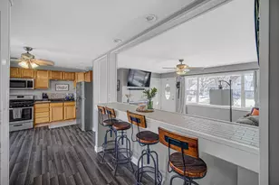 768 Devonshire Rd, Valparaiso, IN 46385 - Photo 3