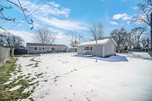768 Devonshire Rd, Valparaiso, IN 46385 - Photo 19