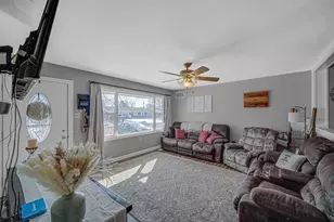 768 Devonshire Rd, Valparaiso, IN 46385 - Photo 5