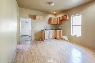 537 173rd St, Hammond, IN 46324 - Photo 5