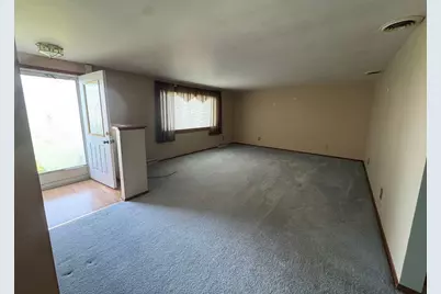 756 S 375 W, Hebron, IN 46341 - Photo 5