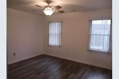 6070 Pennsylvania Drive, Merrillville, IN 46410 - Photo 3