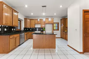 148 Timber Point Ct, Valparaiso, IN 46385 - Photo 15