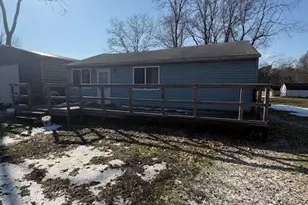 1309 S Roosevelt Rd, Knox, IN 46534 - Photo 3