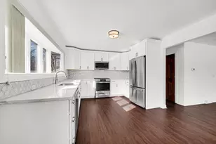 9351 Northcote Ave, Saint John, IN 46373 - Photo 7