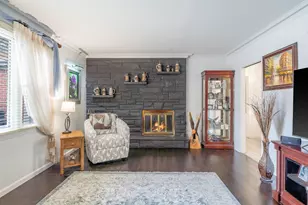 6344 Garfield St, Merrillville, IN 46410 - Photo 7