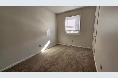 706-708 Carla Drive, Chesterton, IN 46304 - Photo 7