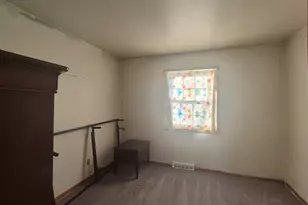 1115 N Oakwood St, Griffith, IN 46319 - Photo 9