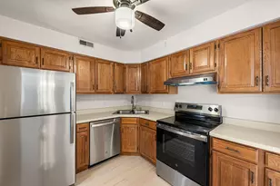 245 W Joliet St, Schererville, IN 46375 - Photo 9