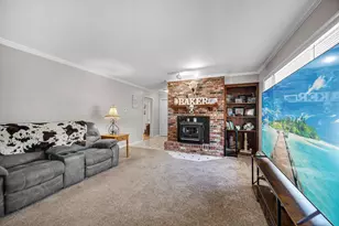 612 Almond St NW, Demotte, IN 46310 - Photo 3