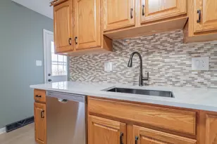 1633 Kuhn Dr, Schererville, IN 46375 - Photo 21