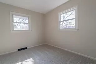 1633 Kuhn Dr, Schererville, IN 46375 - Photo 9