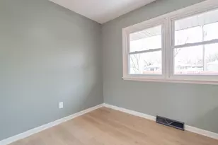 1633 Kuhn Dr, Schererville, IN 46375 - Photo 17