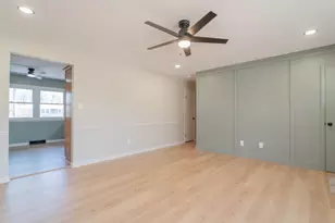 1633 Kuhn Dr, Schererville, IN 46375 - Photo 5