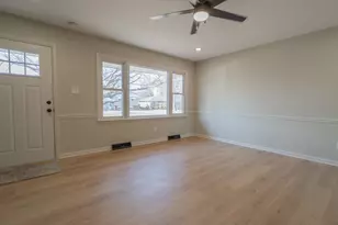 1633 Kuhn Dr, Schererville, IN 46375 - Photo 7