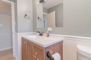 1633 Kuhn Dr, Schererville, IN 46375 - Photo 15