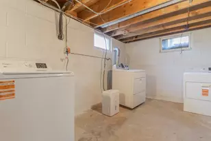 1633 Kuhn Dr, Schererville, IN 46375 - Photo 33