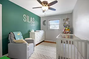 9347 O Day Dr, Highland, IN 46322 - Photo 13