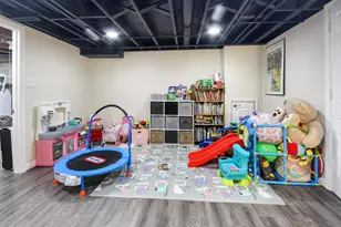 9347 O Day Dr, Highland, IN 46322 - Photo 9