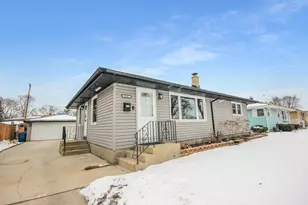 9347 O Day Dr, Highland, IN 46322 - Photo 3