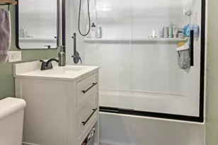 9347 O Day Dr, Highland, IN 46322 - Photo 7