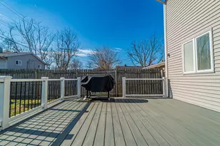 231 Minter Dr, Griffith, IN 46319 - Photo 17