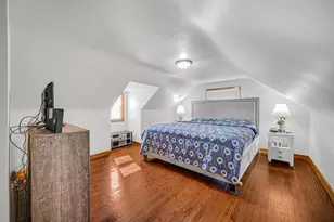 1119 W 38th Pl, Hobart, IN 46342 - Photo 13