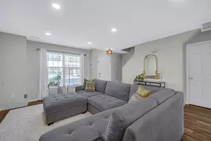 1825 Dogwood Ct, Crown Point, IN 46307 - Photo 9