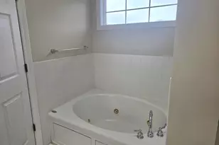 139 Shorewood Dr, Michigan City, IN 46360 - Photo 23