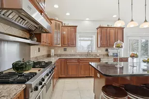 1555 Chalone Ct, Crown Point, IN 46307 - Photo 15