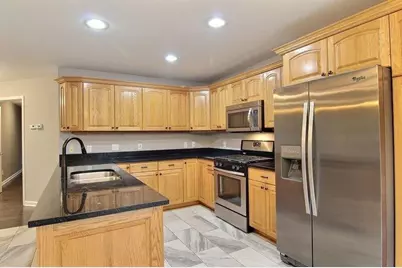 1086 Mission Hills Court, Chesterton, IN 46304 - Photo 7