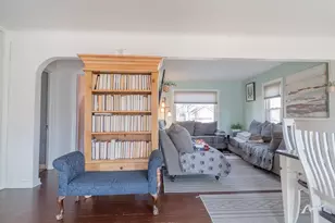 2627 Clough Ave, Highland, IN 46322 - Photo 3