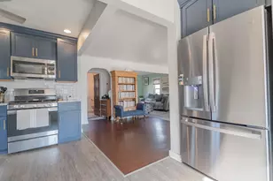 2627 Clough Ave, Highland, IN 46322 - Photo 9