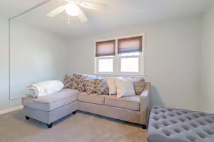 2627 Clough Ave, Highland, IN 46322 - Photo 13