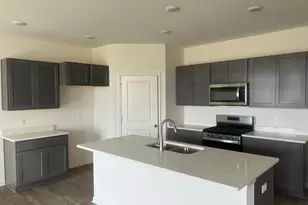 7641 W 105th Pl, Saint John, IN 46307 - Photo 3