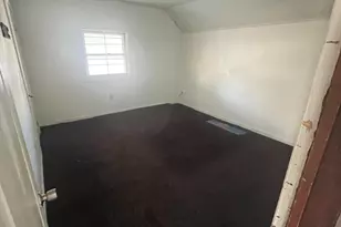 404 Park Ave, Wheeler, IN 46393 - Photo 13