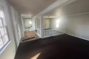 404 Park Ave, Wheeler, IN 46393 - Photo 3