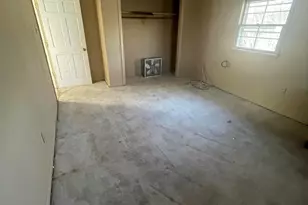 404 Park Ave, Wheeler, IN 46393 - Photo 17