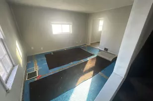 404 Park Ave, Wheeler, IN 46393 - Photo 5