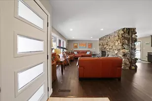 7 Diana Ct, Portage, IN 46368 - Photo 7