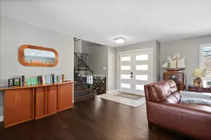 7 Diana Ct, Portage, IN 46368 - Photo 9