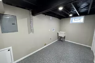 4688 Delaware St, Gary, IN 46409 - Photo 17